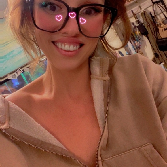 Roxy Beige Lounge Set - Picture 10 of 12